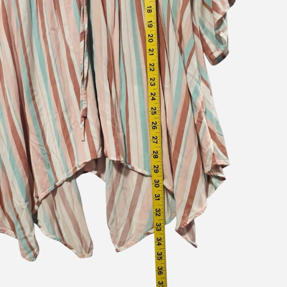 Torrid 2 BABYDOLL Top Challis Stripe Pink Plus Size 2X V Neck Sharkbite Hem - Picture 9 of 12